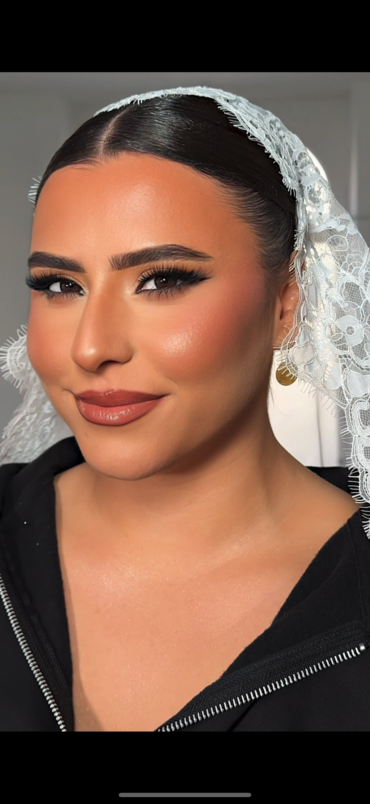 PRO. BRIDAL MAKE-UP ARTIST ( 2 TAGE )